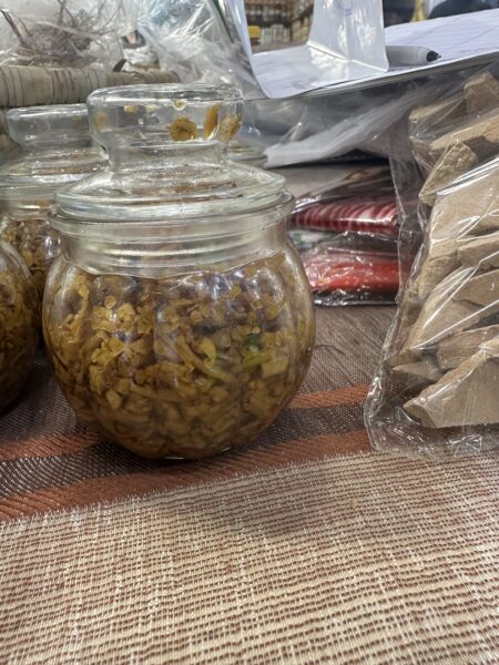 Thiouraye sarkhatane